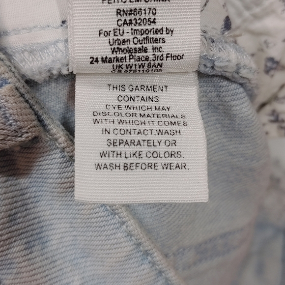 We The Free Distressed Light Wash Button Fly Denim Skirt Size 30 - Picture 8 of 10